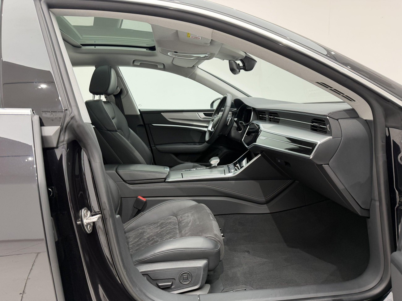 Audi A7L 45 TFSI 2024