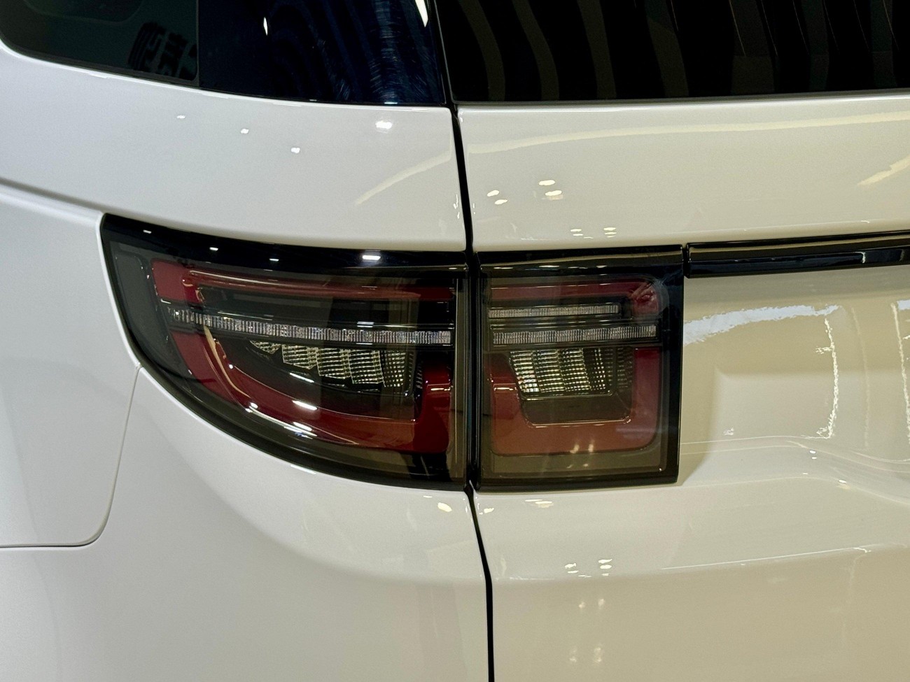 Land Rover Discovery Sport 2025