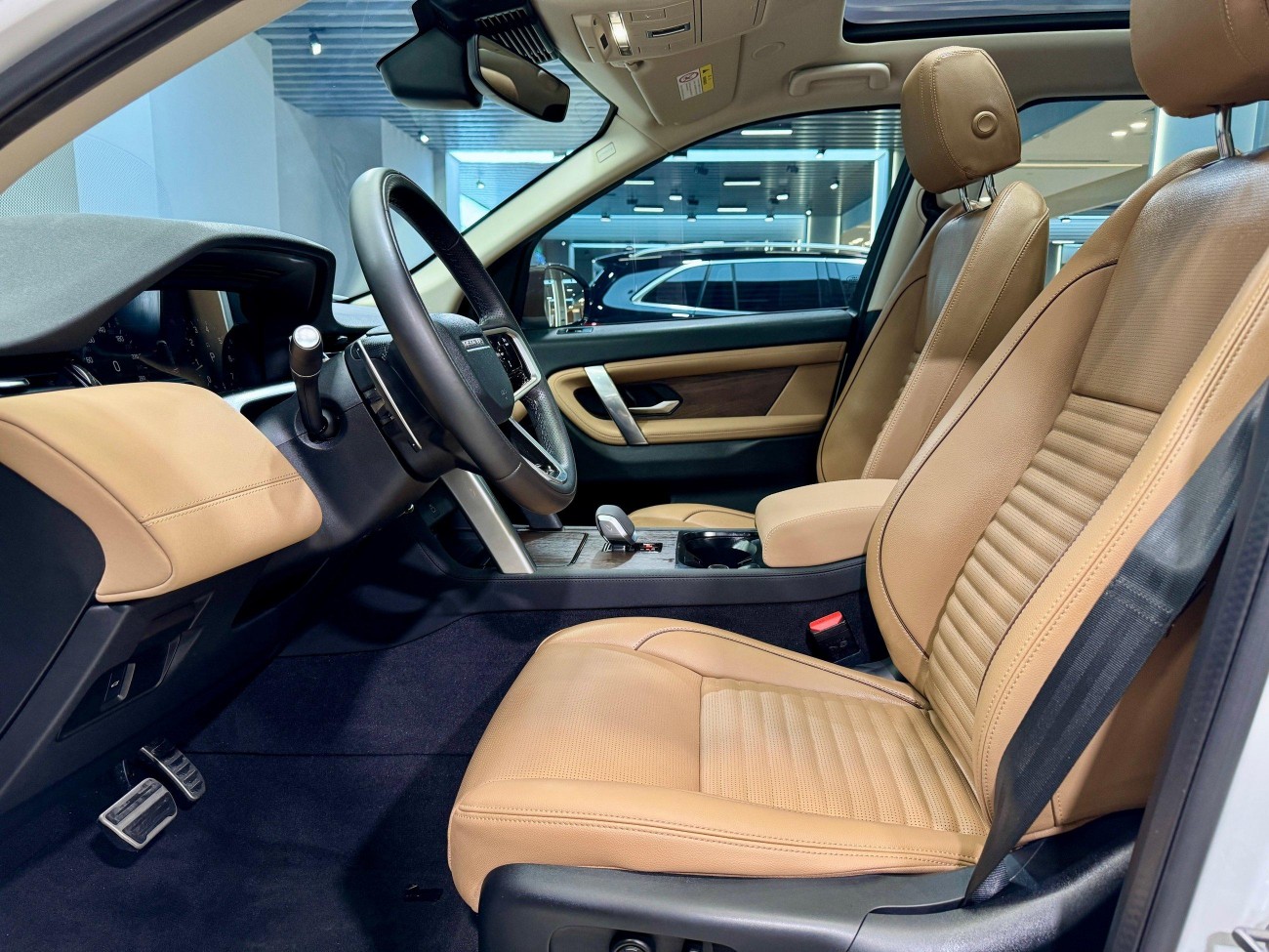 Land Rover Discovery Sport 2025