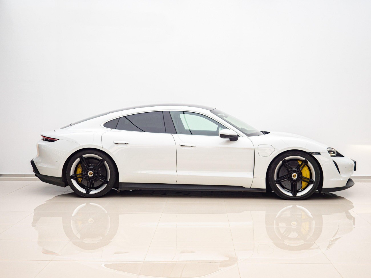 Porsche Taycan 2020