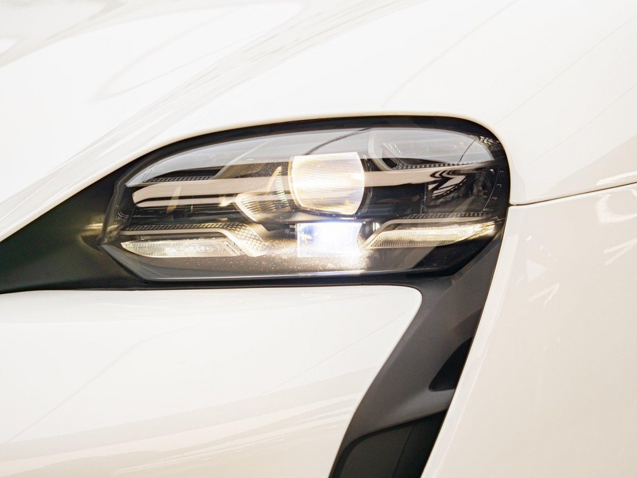 Porsche Taycan 2020