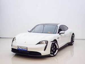 Porsche Taycan 2023
