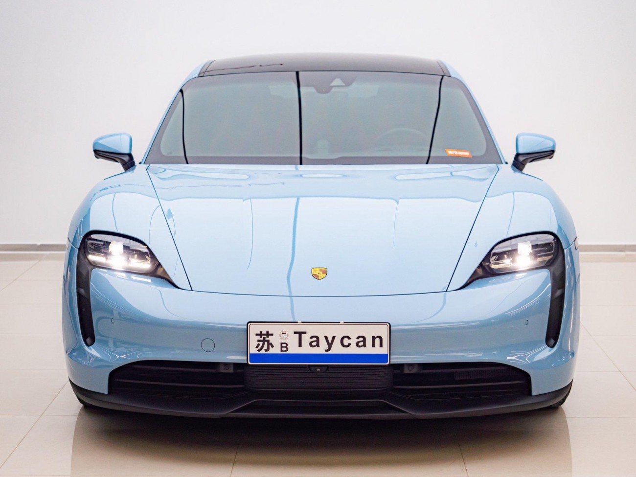 Porsche Taycan 2023