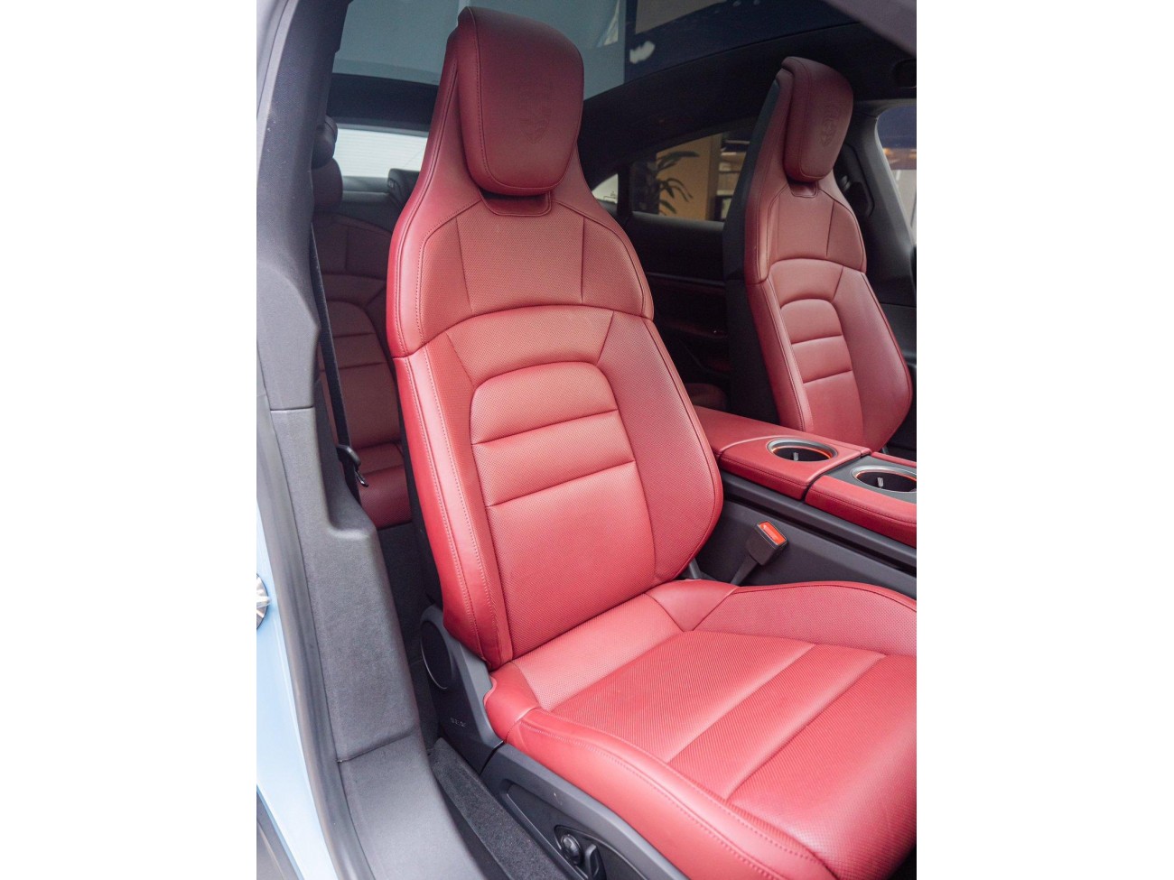 Porsche Taycan 2023