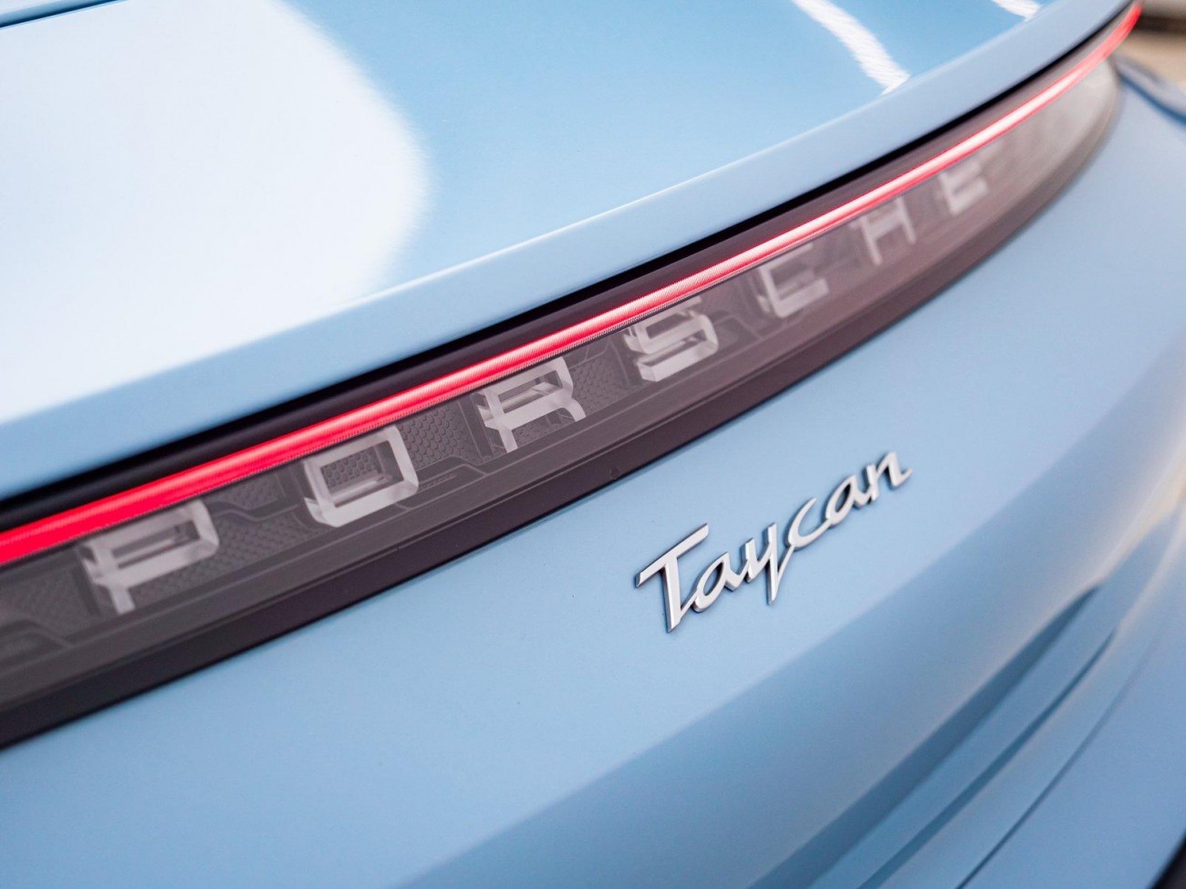 Porsche Taycan 2023