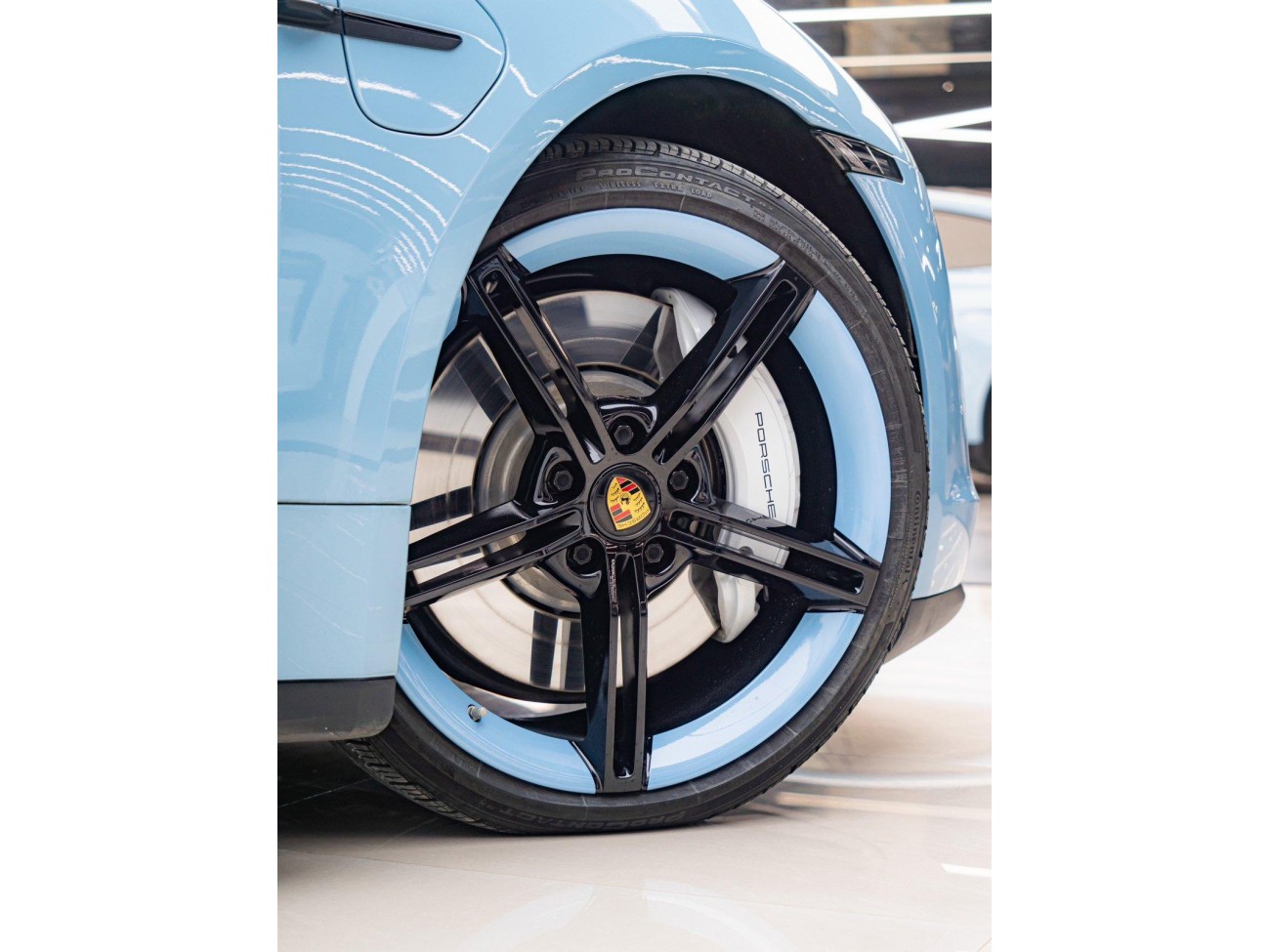 Porsche Taycan 2023