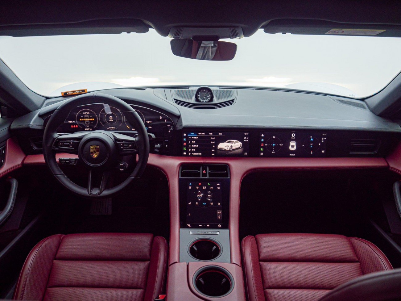 Porsche Taycan 2023