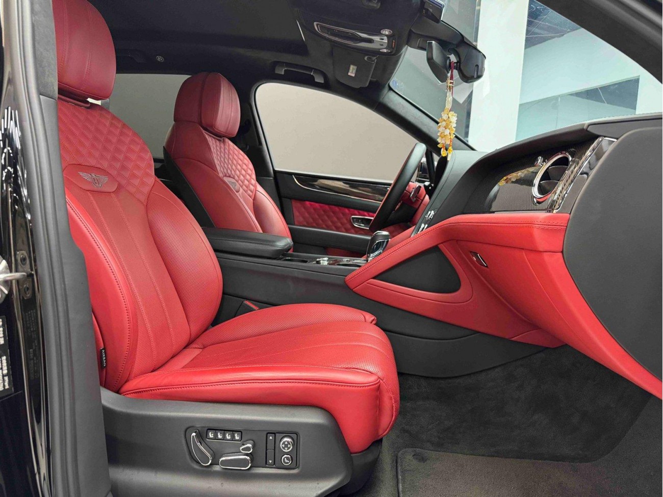 Bentley Bentayga 2022