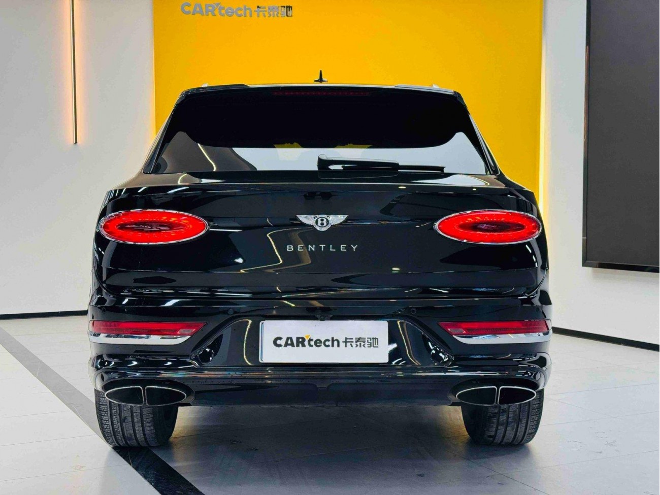 Bentley Bentayga 2022