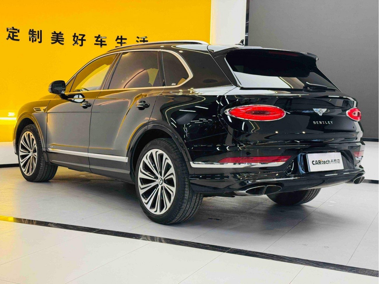 Bentley Bentayga 2022