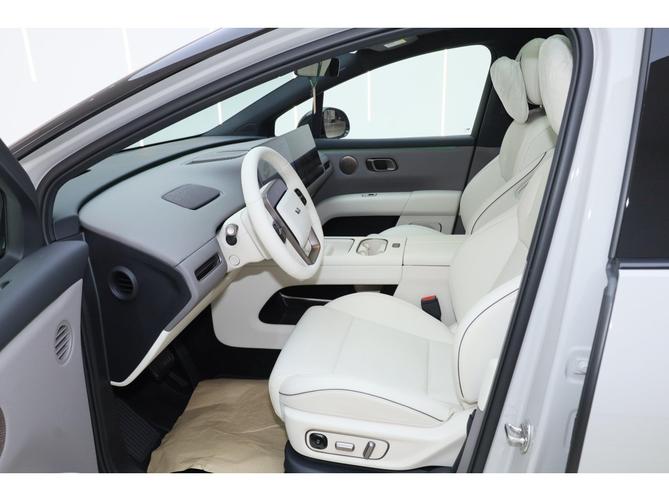 Li Auto i6 2025