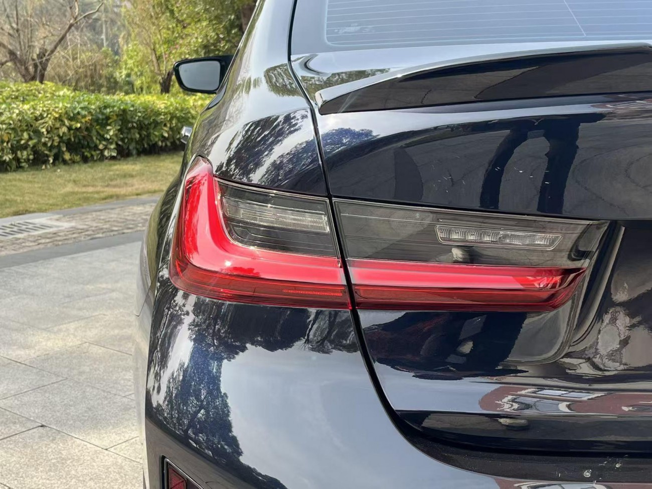 BMW 325Li 2023