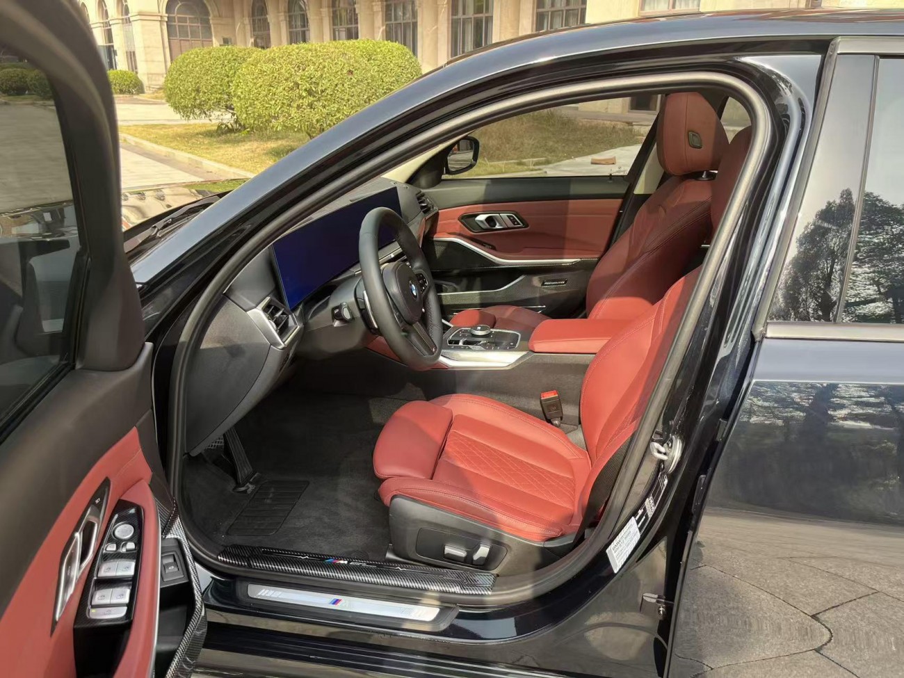 BMW 325Li 2023