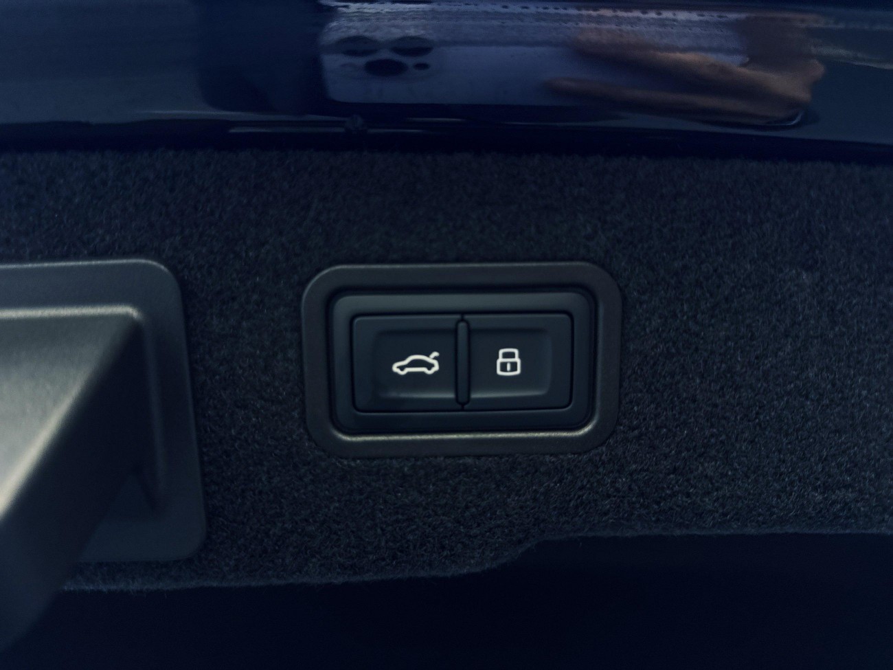 Audi A8L 50 TFSI 2026