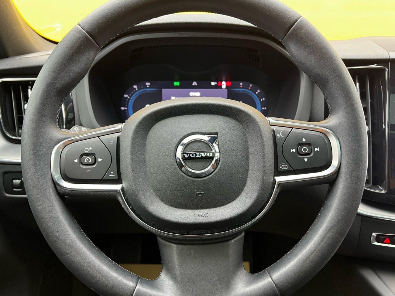 Volvo XC60 2022