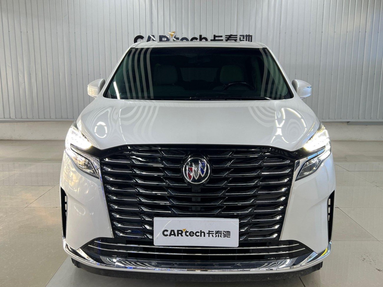 Buick GL8 2024