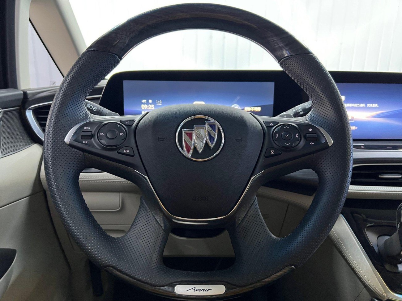 Buick GL8 2024