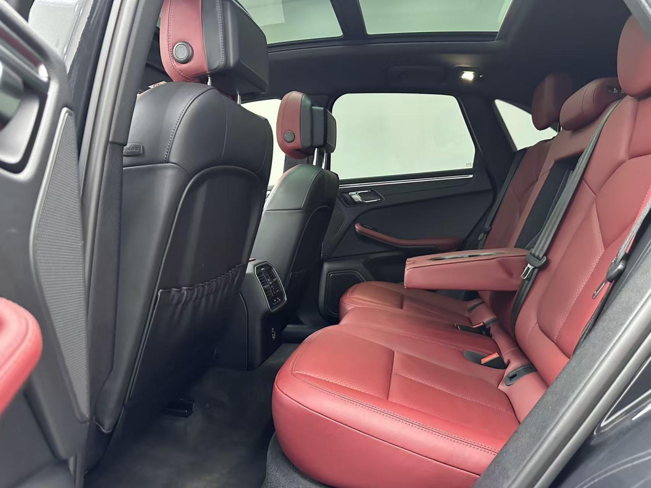 Porsche Macan 2022