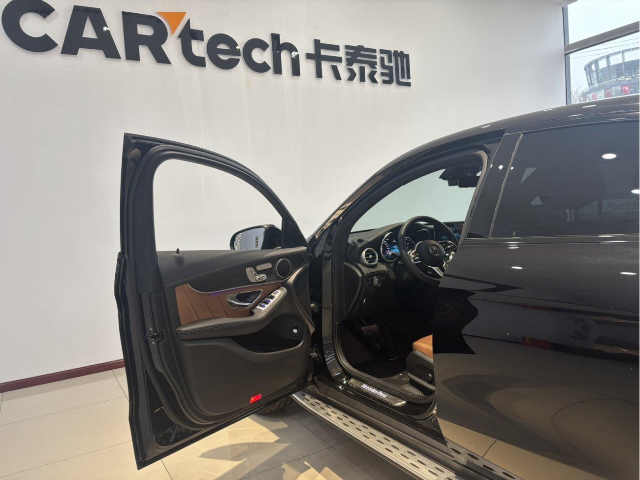 Mercedes-Benz GLC 300 4MATIC 2023