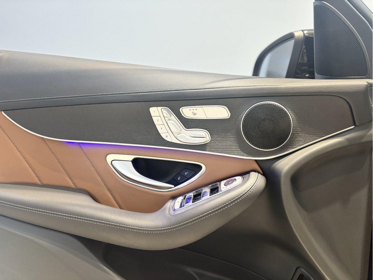 Mercedes-Benz GLC 300 4MATIC 2023
