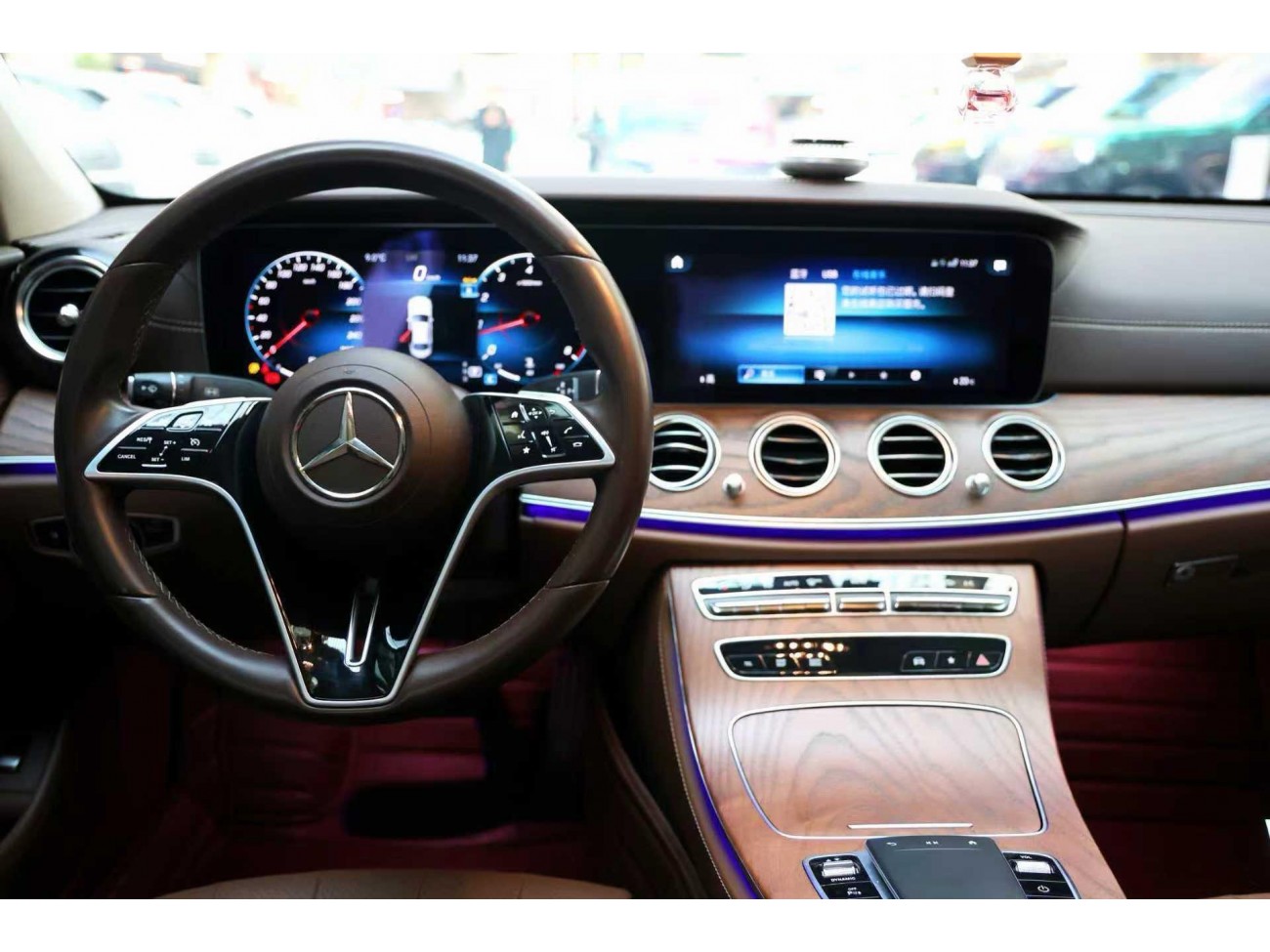 Mercedes-Benz E 260 L 2023