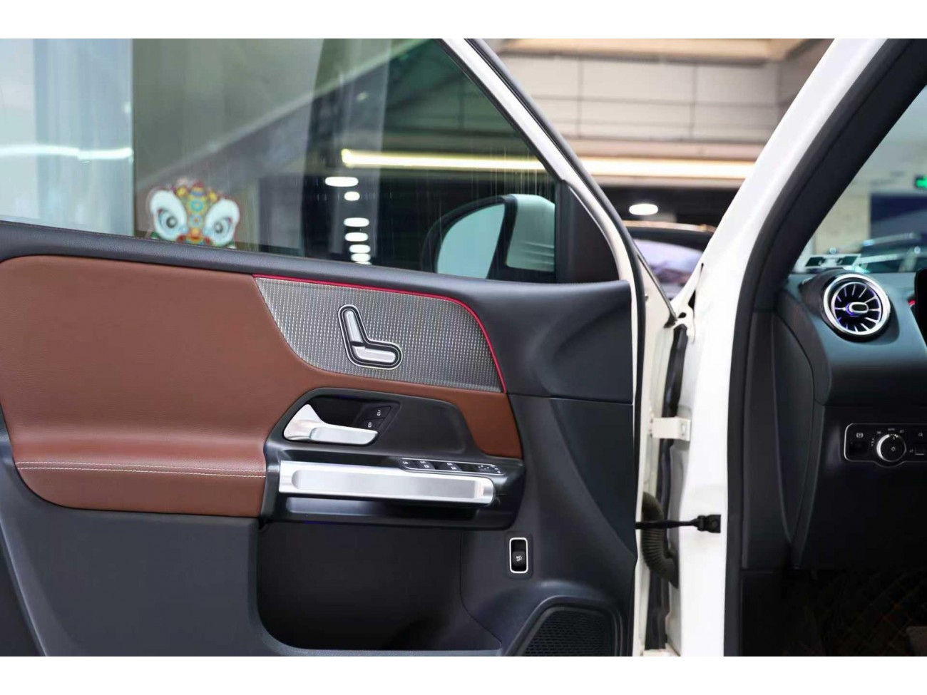 Mercedes-Benz GLB 2021