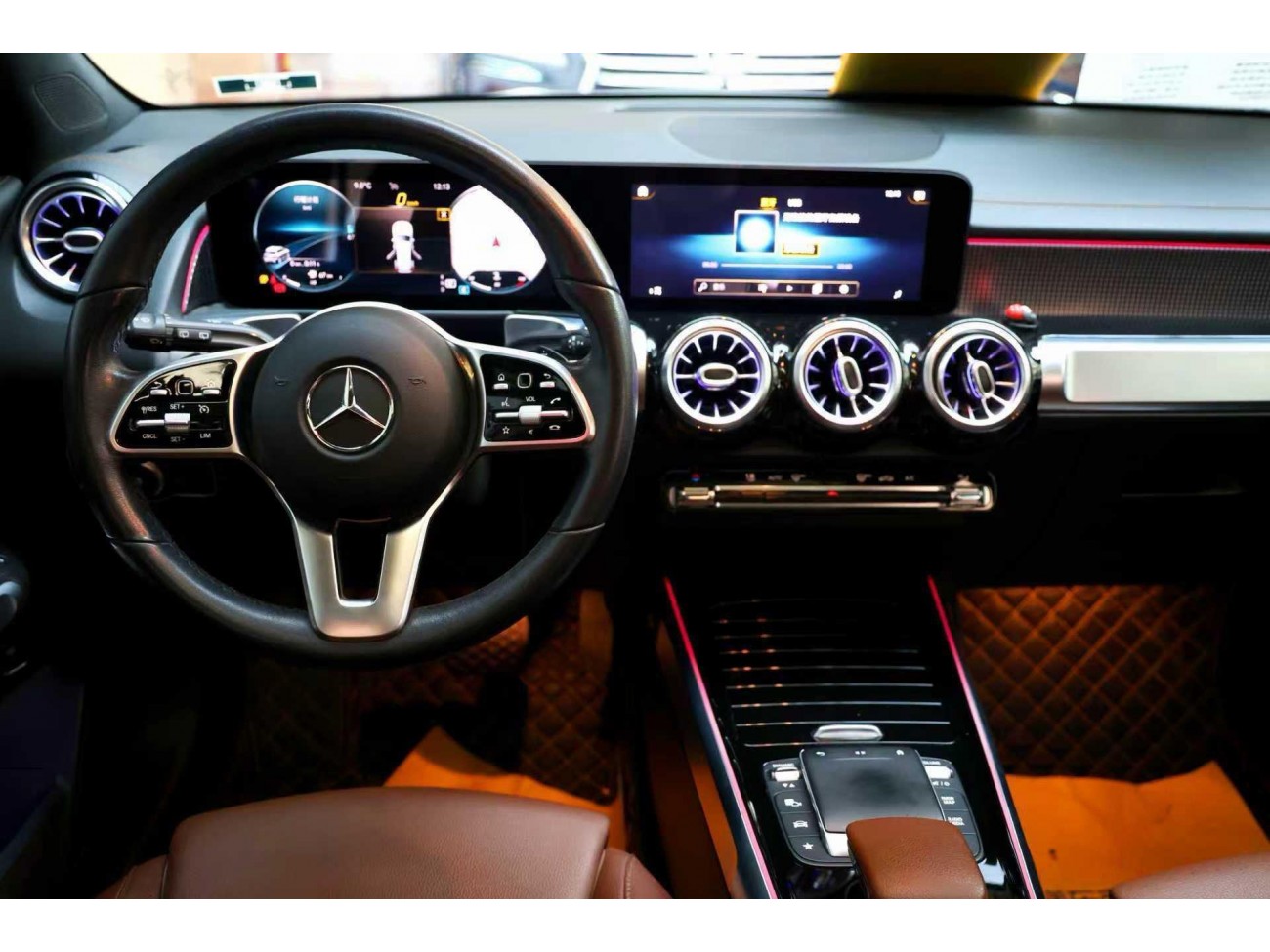 Mercedes-Benz GLB 2021