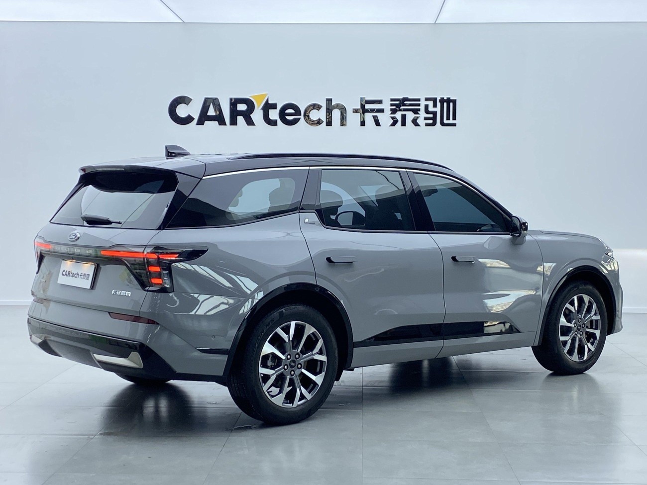 Ford Edge 2024
