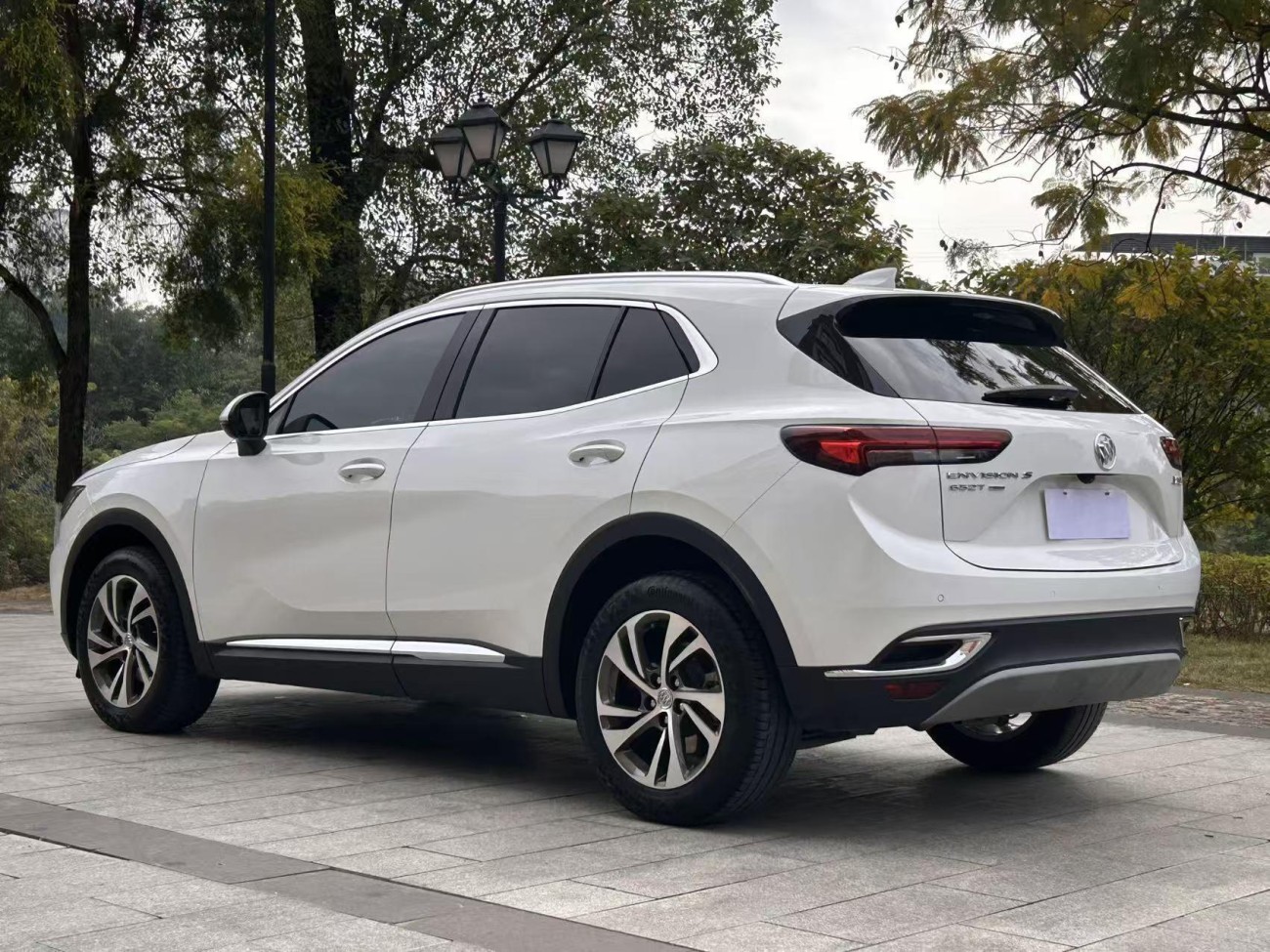 Buick Envision 2021