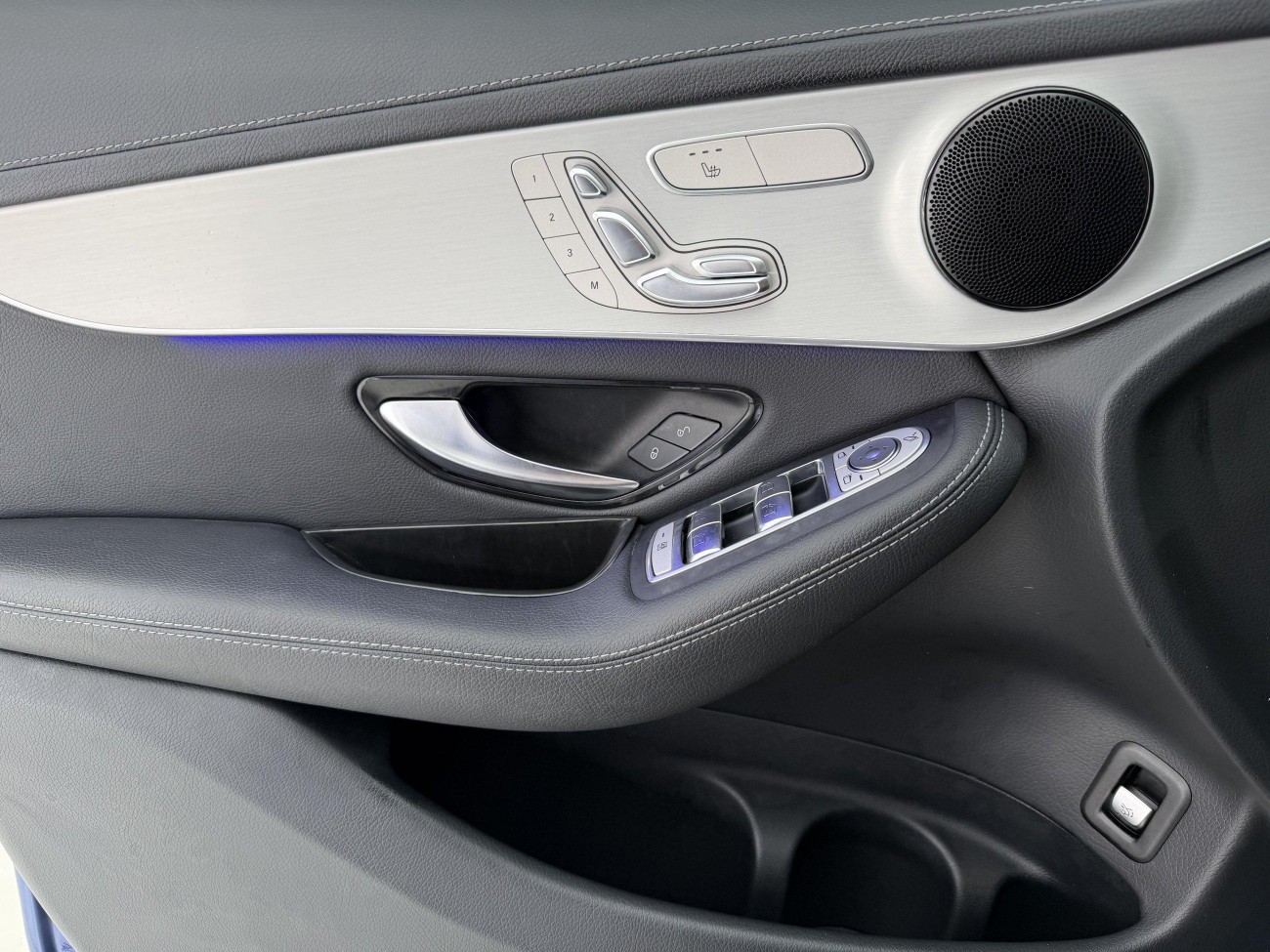 Mercedes-Benz GLC 260 4MATIC 2021