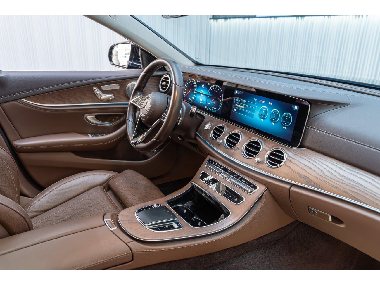 Mercedes-Benz E 350 e 2022