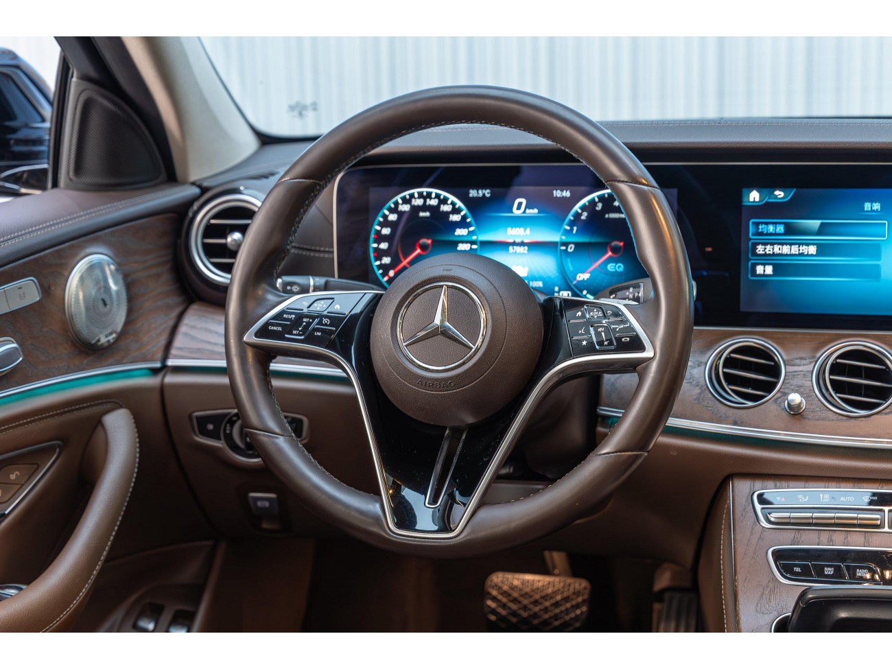 Mercedes-Benz E 350 e 2022