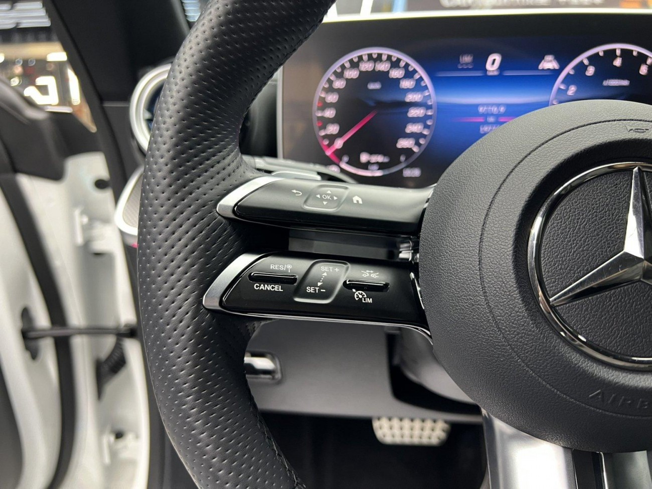 Mercedes-Benz CLE 2025