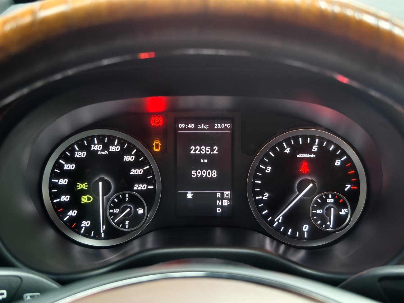 Mercedes-Benz 2022