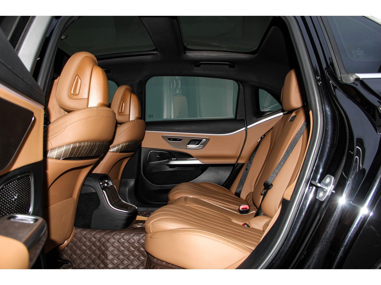 Mercedes-Benz E 300 L 2024