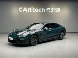Porsche Panamera 2023