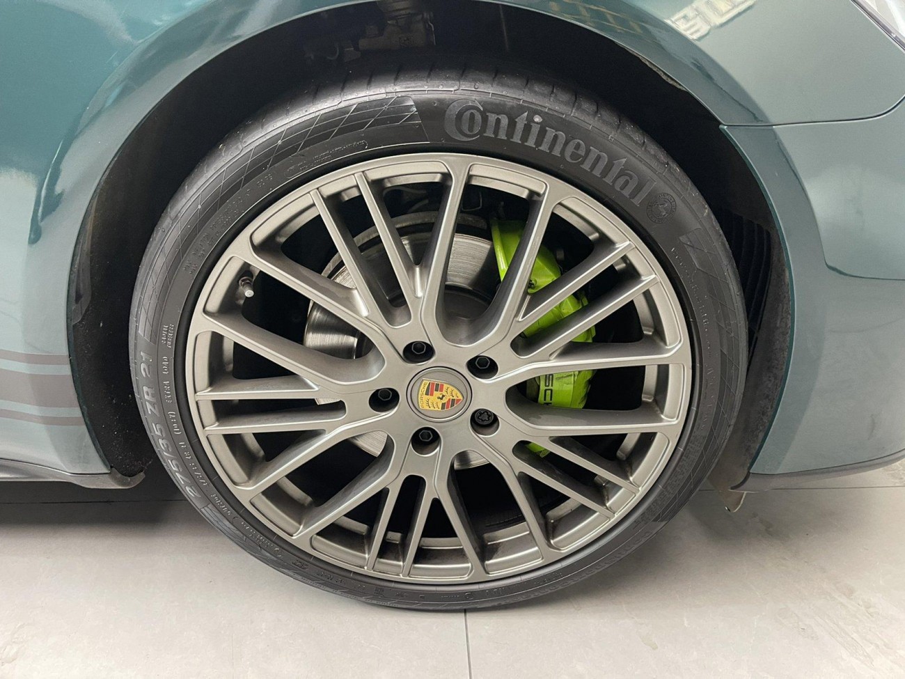 Porsche Panamera 2023