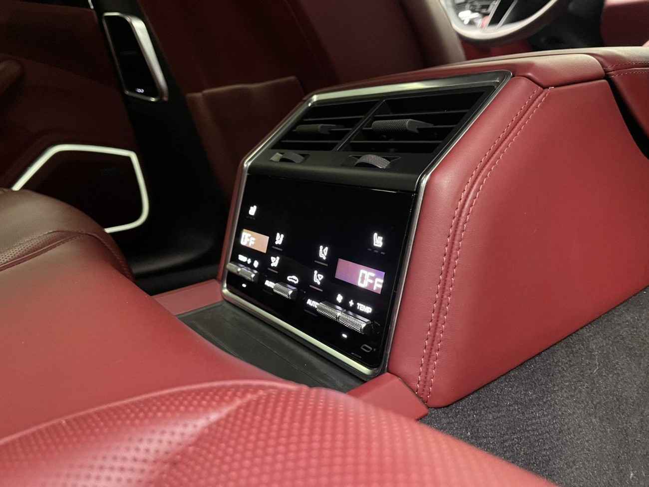 Porsche Panamera 2023