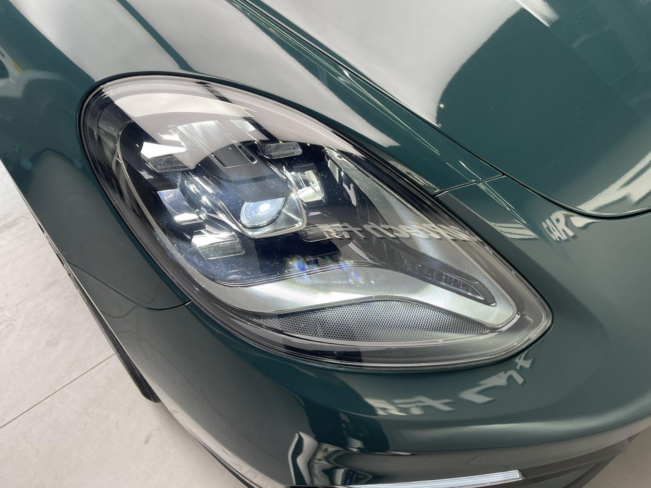 Porsche Panamera 2023
