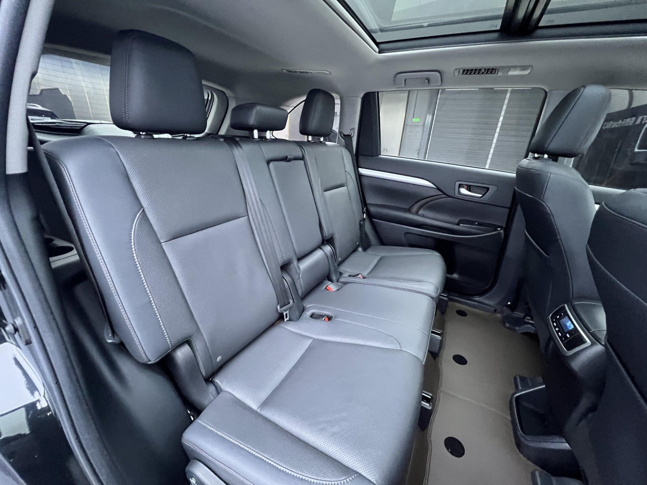 Toyota Highlander 2021