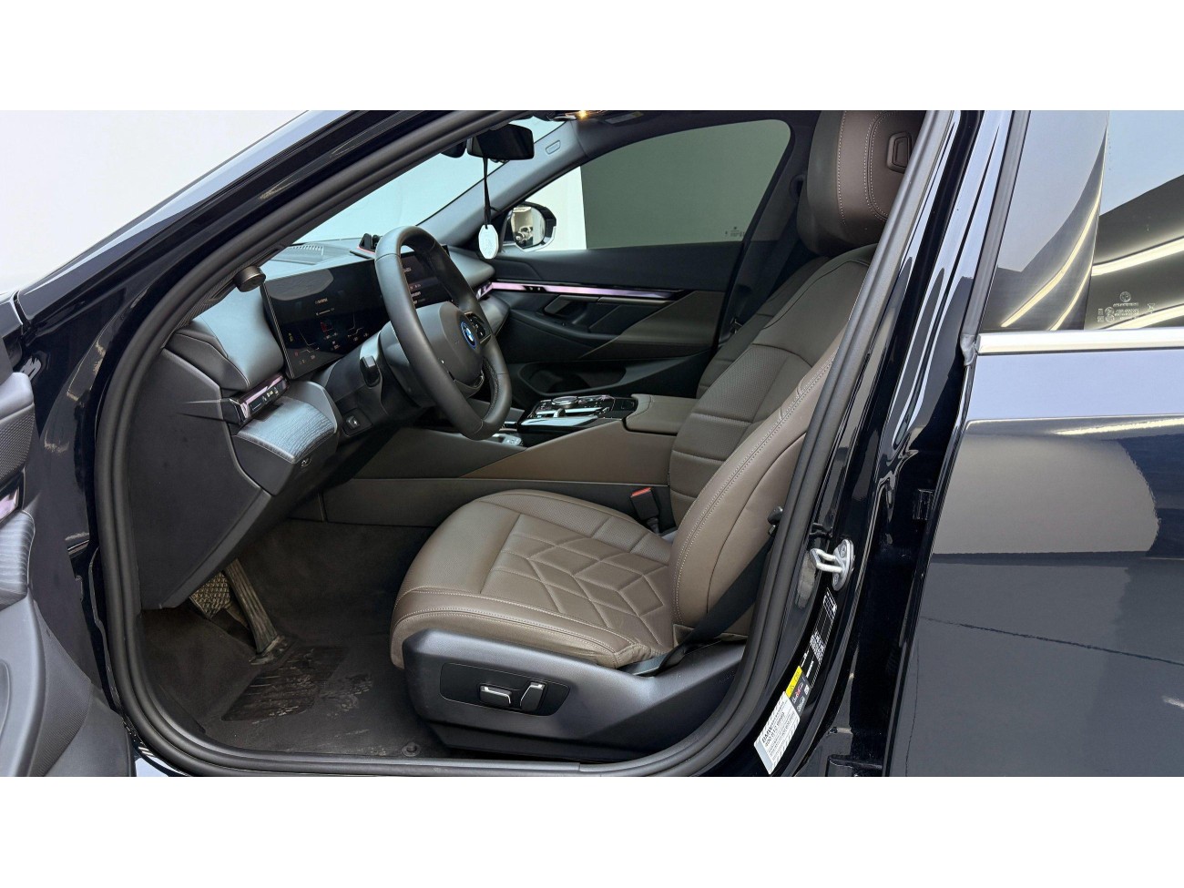BMW i5 2024