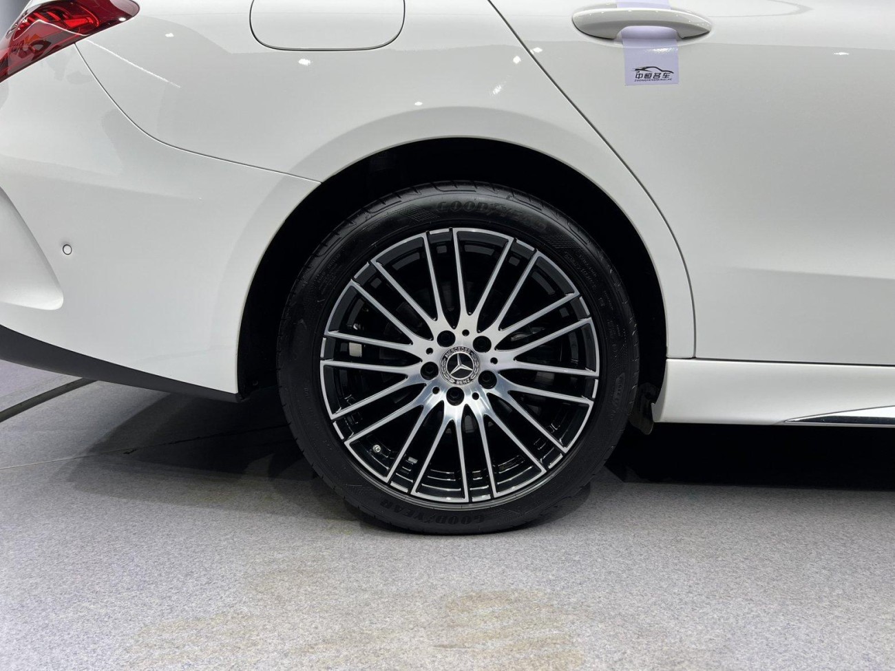 Mercedes-Benz C 200 L 2024