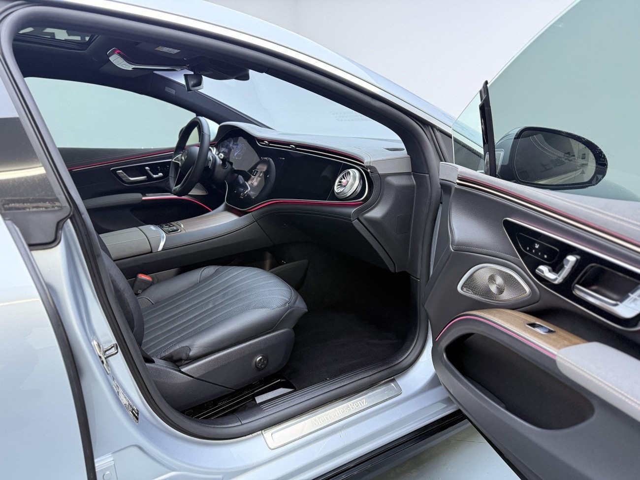 Mercedes-Benz EQS 2024