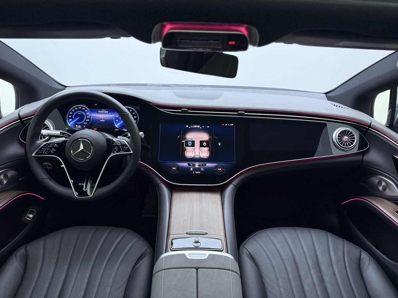 Mercedes-Benz EQS 2024