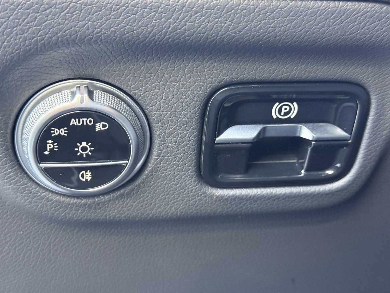 Mercedes-Benz EQS 2024