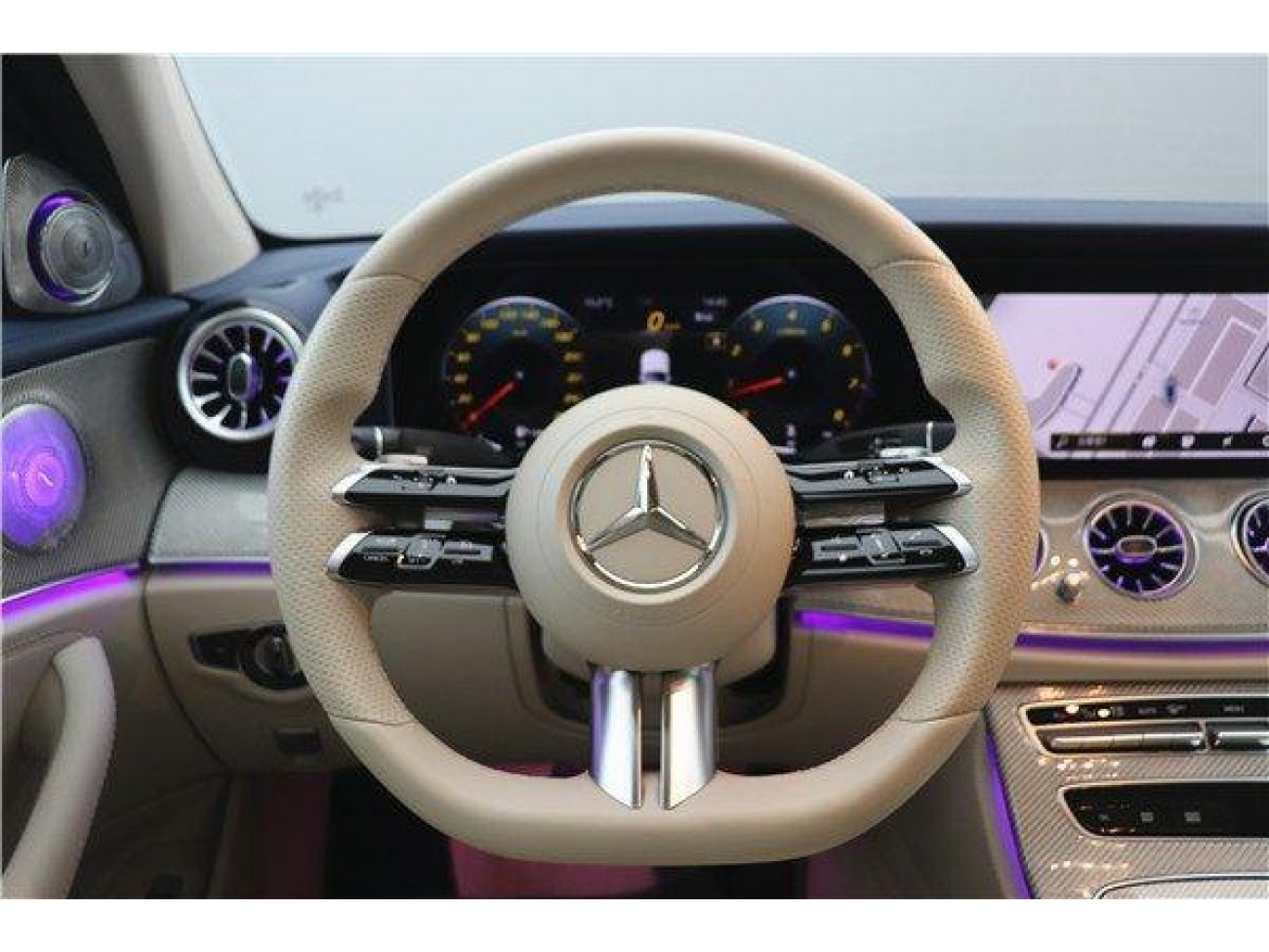 Mercedes-Benz E 300 L 2022