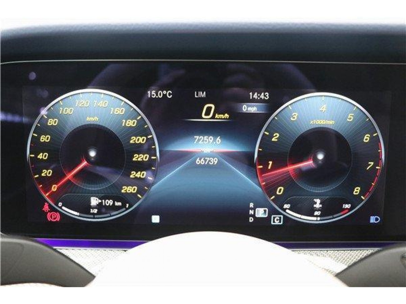 Mercedes-Benz E 300 L 2022