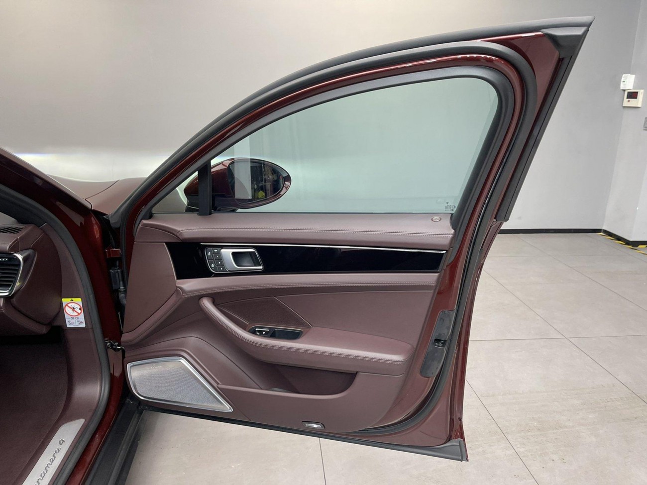 Porsche Panamera 2022