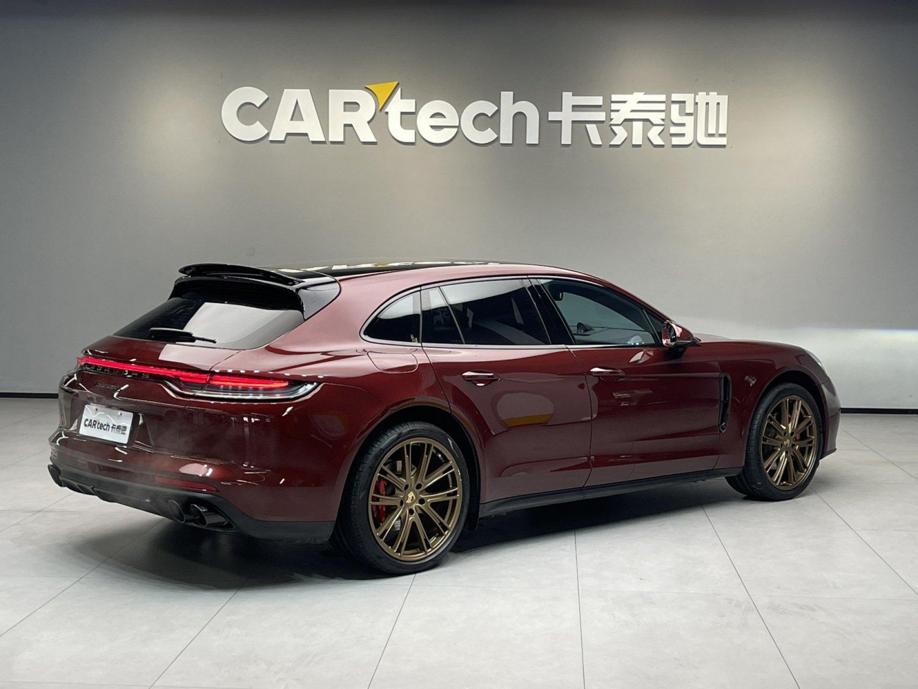 Porsche Panamera 2022