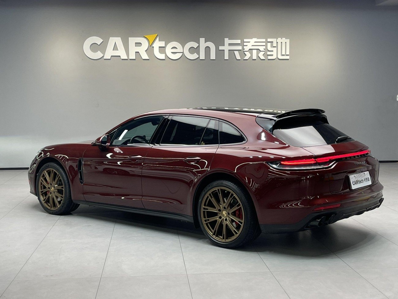Porsche Panamera 2022